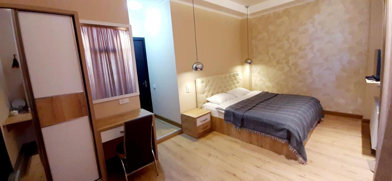 Happy Stay Hotel 库塔伊西 外观 照片