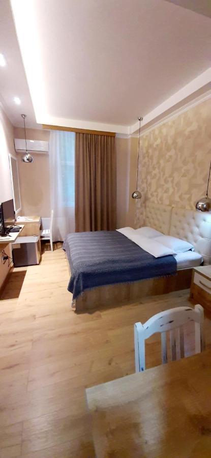 Happy Stay Hotel 库塔伊西 外观 照片