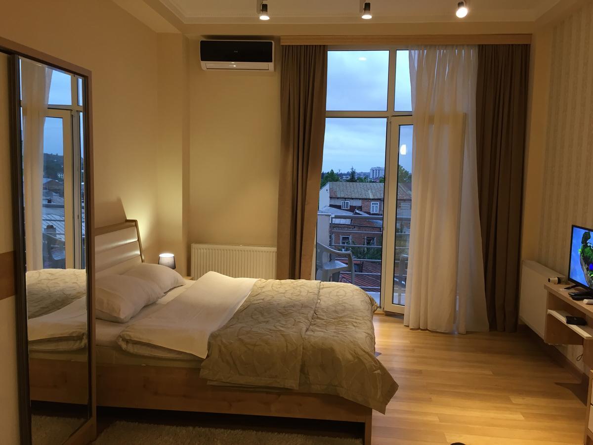 Happy Stay Hotel 库塔伊西 外观 照片